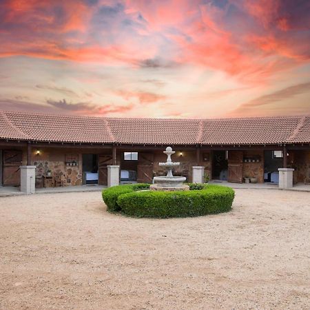 Вилла Mount High Luxury Stables Машишинг Экстерьер фото