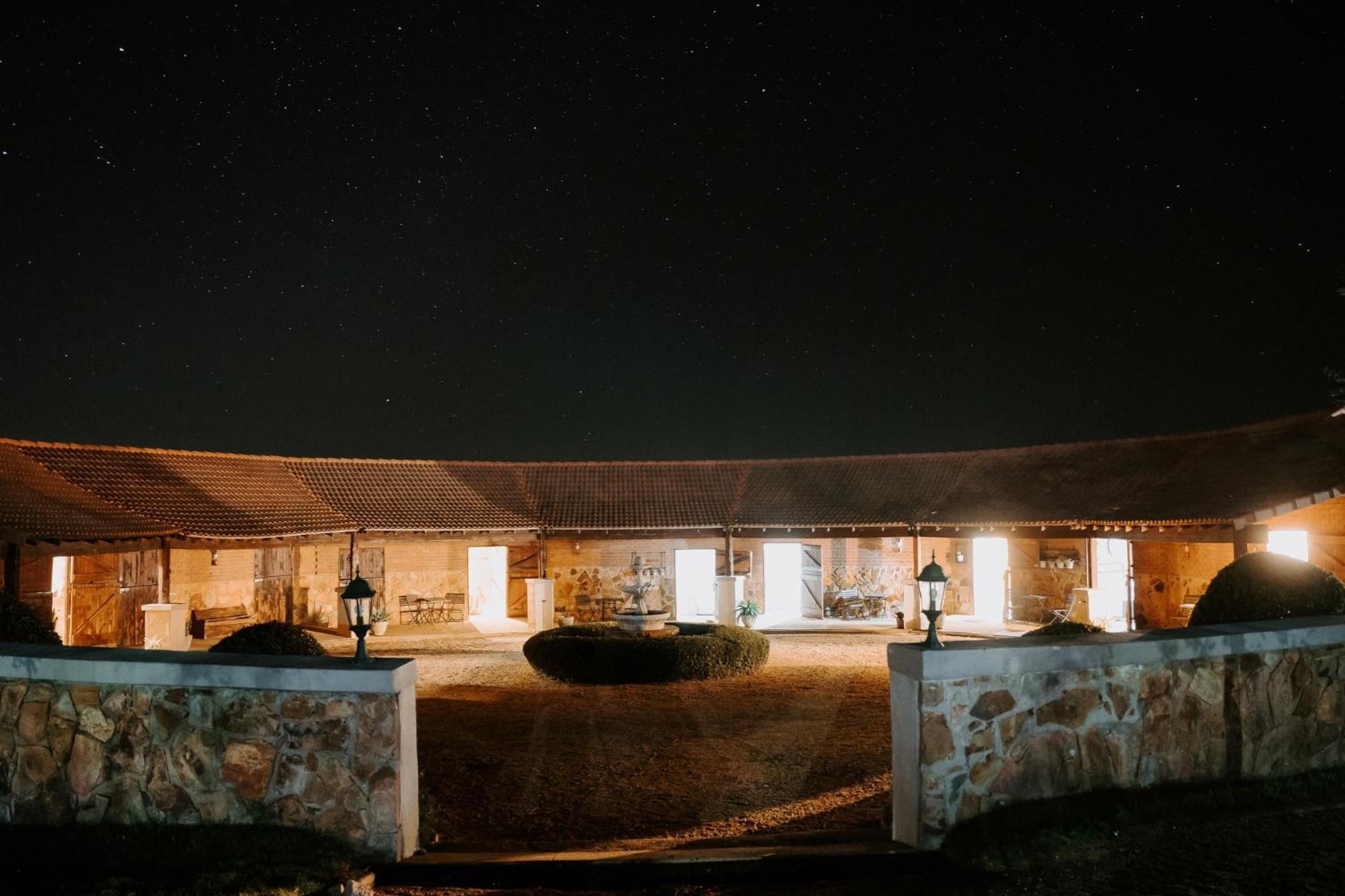 Вилла Mount High Luxury Stables Машишинг Экстерьер фото